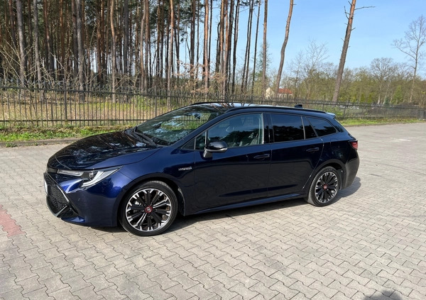 Toyota Corolla cena 104999 przebieg: 54073, rok produkcji 2021 z Stepnica małe 781